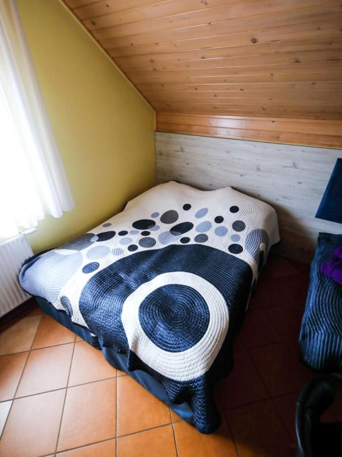 Hôtel Pokoje Marta à Międzybrodzie Bialskie Extérieur photo